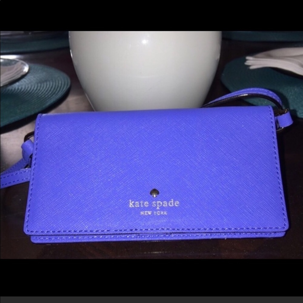 Kate Spade Saffiano crossbody/cell phone holder - Picture 2 of 3
